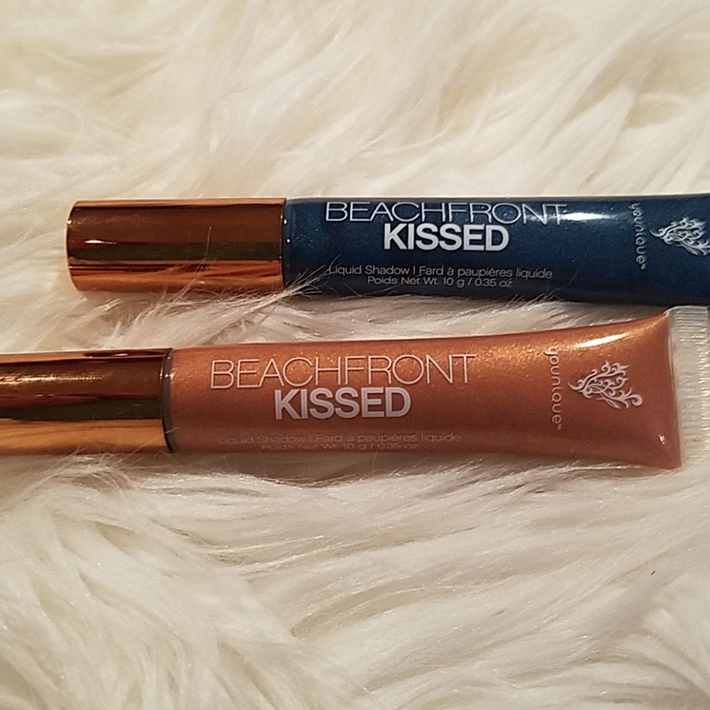 Younique beachfront kissed liquid shadows